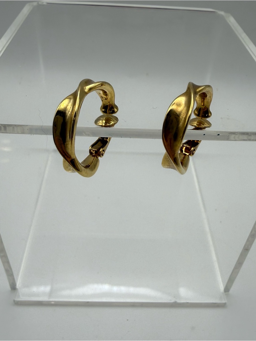 Vintage Gold Tone Chunky Twisted Hoop Clip On Earrings 0.75" Ribbon Sculptural
